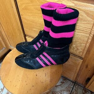 Adidas Women's Black and Pink Sneakers